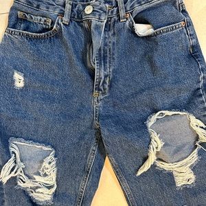 Urban Outfitter medium-wash ripped jeans